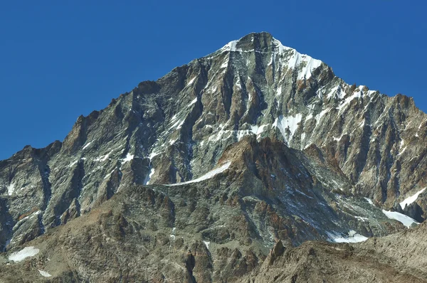 Zermatt nos alpes suíços . — Fotografia de Stock