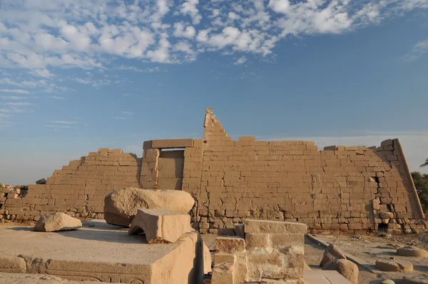 Templo de Ramsés II en thebes cerca de Luxor, Egipto —  Fotos de Stock