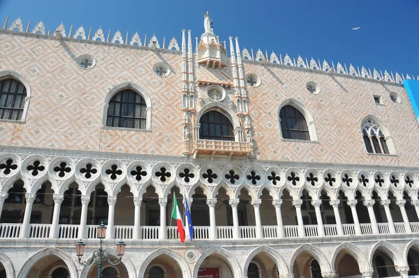 Birinci kat Galeri Doge's Palace — Stok fotoğraf