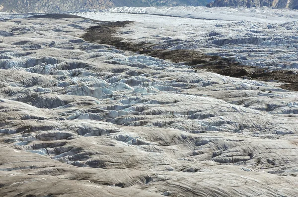 The surface of a large glacier — Stock Photo, Image