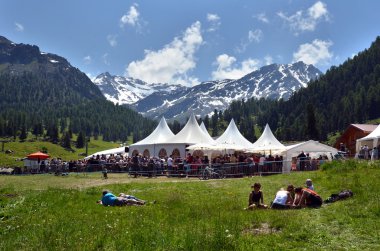 Inalp festival işaretleme