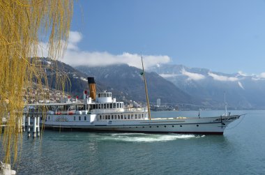 bir zevk yandan çarklı vapur