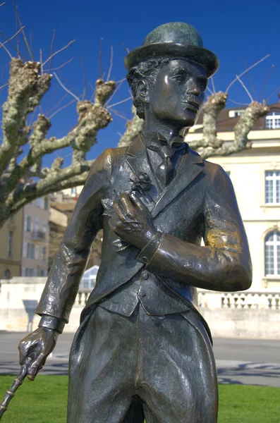 Bronze statue to commemorate Charlie chaplin — Stock Photo, Image