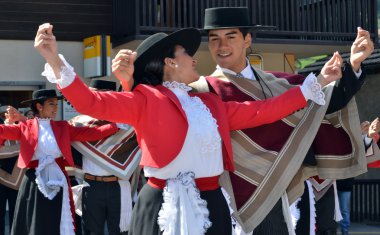 Uluslararası dağ dans festivali