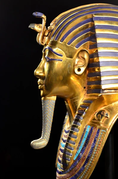 Tutankhamuns golden death mask — Stock Photo, Image