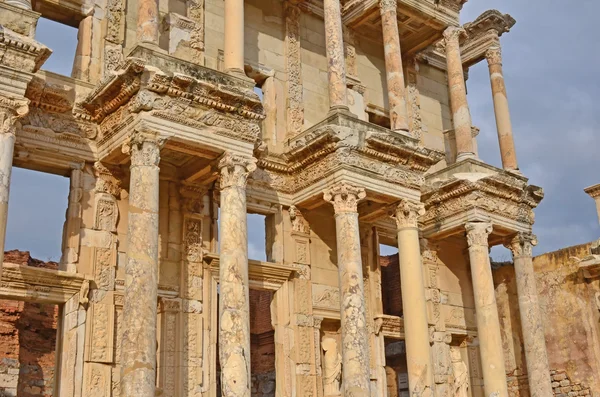 Ancienne bibliothèque de Celsus à Ephèse — Photo