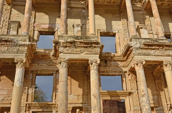 Starověké knihovnu Celsus v Ephesos — Stock fotografie