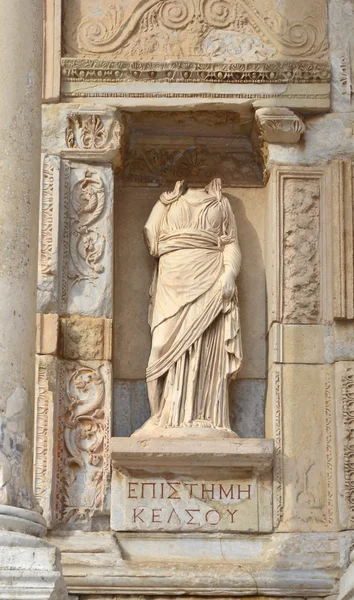 Antica statua romana di Episteme — Foto Stock