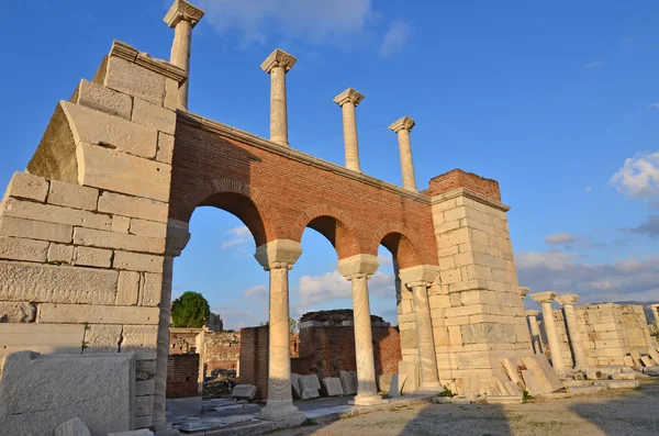 Ancient ruins of basilica — Stock Photo, Image