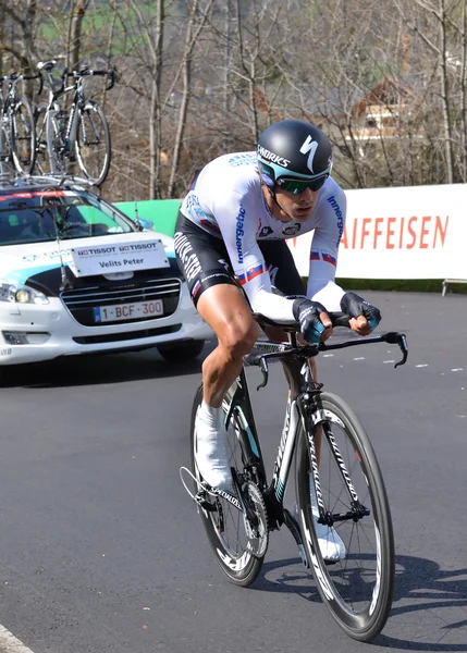 Tour de Romandie üzerinde profesyonel bisikletçi — Stok fotoğraf