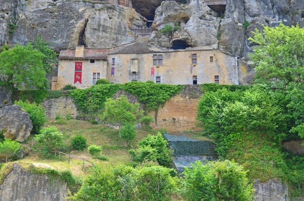 Una casa fortificata grotta — Foto Stock