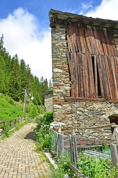 Via Francigena percorso di pellegrinaggio — Foto Stock