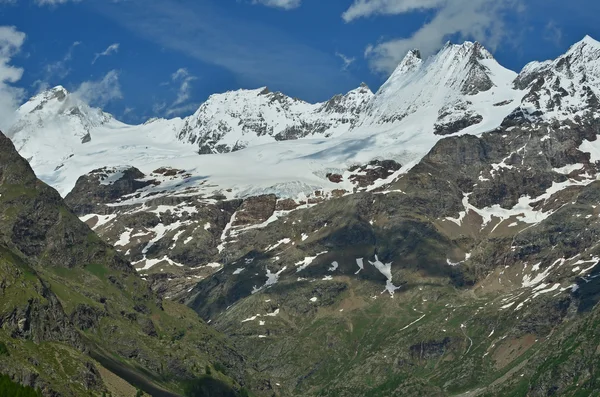Dent d'Herens w Alpach włoskich — Zdjęcie stockowe