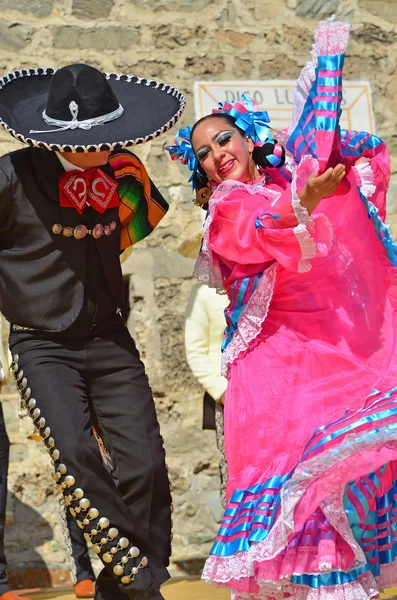 Mexican dancers from Guadelupe Omexochitl — ストック写真