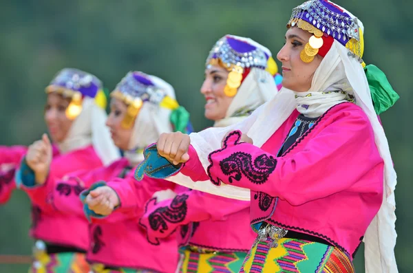 Turkish dancing girls — Stock Photo, Image