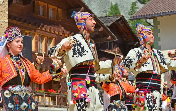 Turkse dansers uit Bozdaglar — Stockfoto