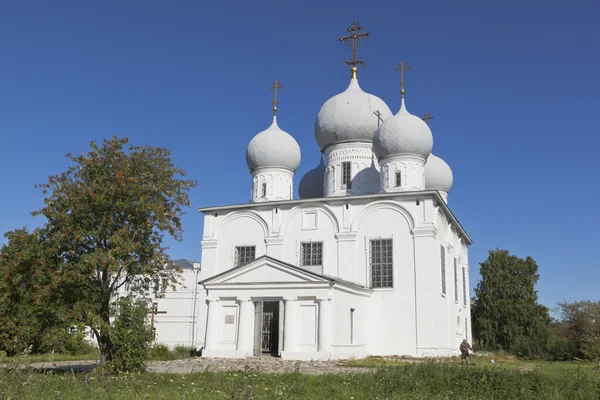 Transfiguratie kathedraal in de regio van de stad van Belozersk Vologda, Rusland — Stockfoto