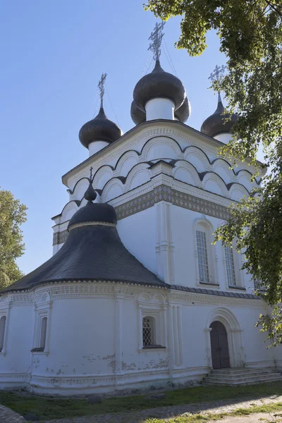 Kerk van de Verlosser barmhartig in de regio van de stad van Belozersk Vologda, Rusland — Stockfoto