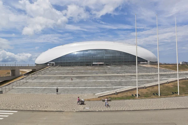 Ice Palace "Large" in het Olympisch Park Sotsji — Stockfoto