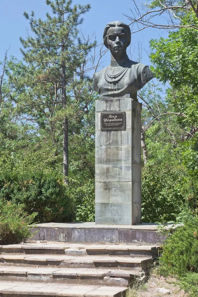 Saki Crimeia Julho 2020 Monumento Grande Poetisa Ucraniana Lesya Ukrainka — Fotografia de Stock