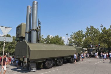 Sivastopol, Kırım - 26 Temmuz 2020: Kırım 'ın Sivastopol kentindeki Nakhimov Meydanı' nda Deniz Kuvvetleri Günü Baskısı