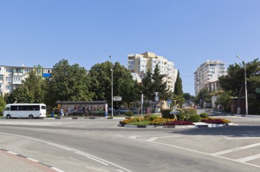 Müzikal flowerbed kesişme noktası olan Griboedova ve Leselidze Gelendzhik, Krasnodar bölgesi, Rusya Federasyonu