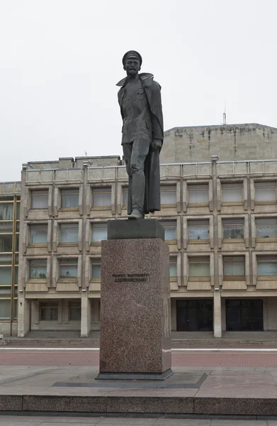 Monument till Felix Dzerzjinskij i St. Petersburg, Ryssland — Stockfoto