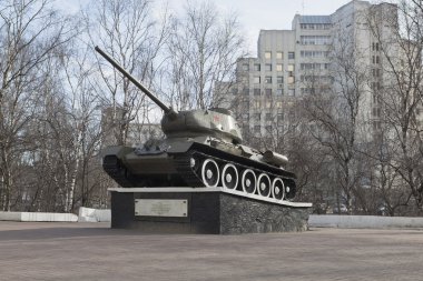 Dünya Savaşı'nda askeri ve emek vologda kahramanlık onuruna kurulan t-34 tank