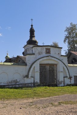 Kutsal kapısı Goritsky Voskresensky manastırda Vologda Region, Rusya Federasyonu