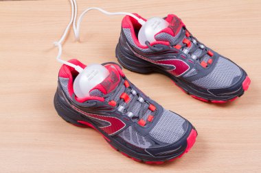 Kurutma makinesi elektrikli ultraviyole Ayakkabı ve spor ayakkabı.