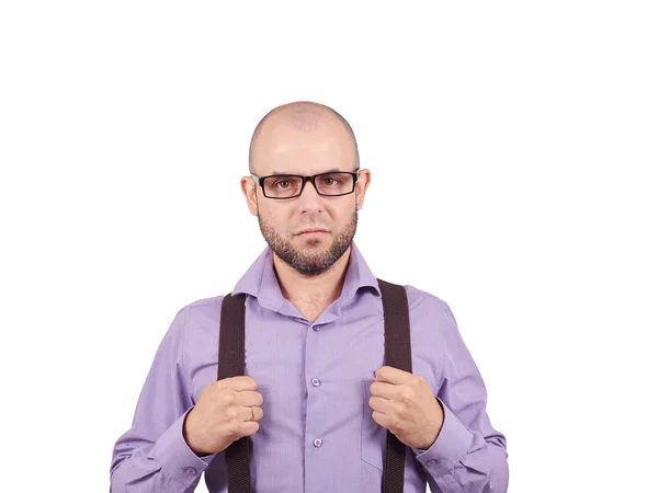 Hombre calvo con barba en camisa con tirantes . — Foto de Stock