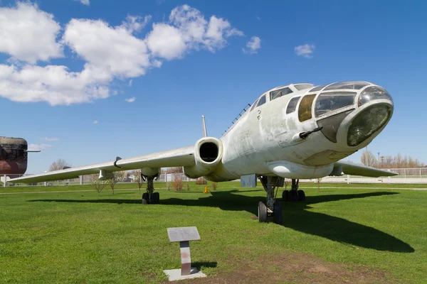 Oude Sovjet-militair vliegtuig. Stockfoto