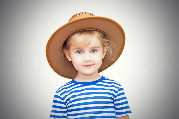 Menina com chapéu em — Fotografia de Stock