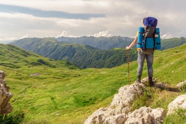 sırt çantası ile erkek fiyatı