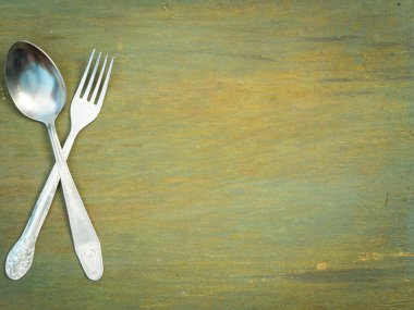 Eski tahta kaşık ve çatal