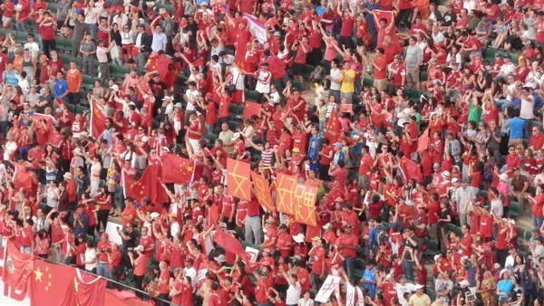 Abanicos chinos en la Copa Mundial Femenina FIFA en Edmonton Imágenes de stock libres de derechos