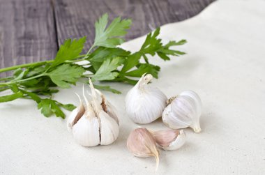 sarmısak ve maydanoz