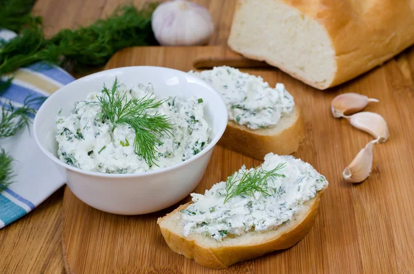 Sandwiches with cheese and parsley. — Stock Photo, Image