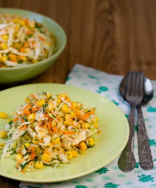 Taze sebze salatası.