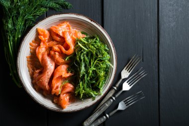 somon ve Chuka, deniz aperatifler