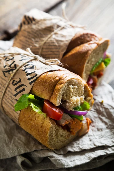 Bocadillos con carne y verduras — Foto de Stock