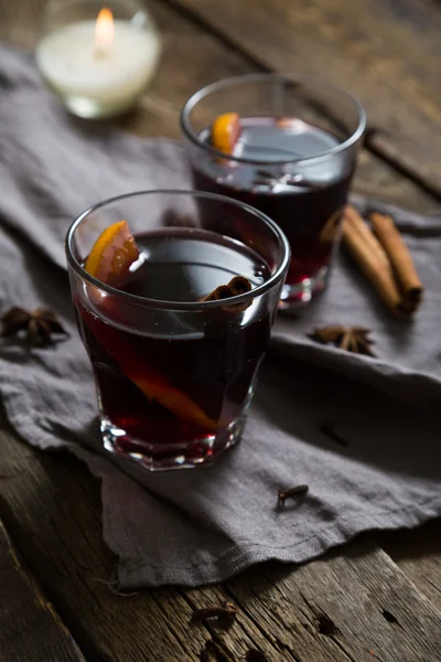 Mulled wine on table — Stock Photo, Image