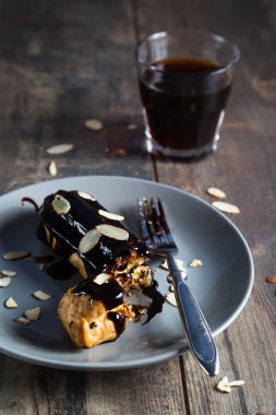 Rustik tarzı ev yapımı pasta