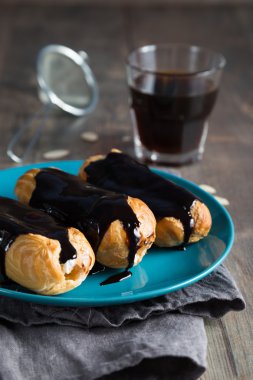 Rustik tarzı ev yapımı pasta