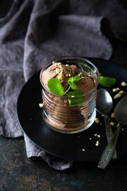 Dondurma topları kapanıyor.