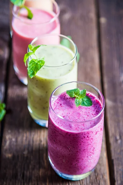 Smoothies de frutas — Fotografia de Stock