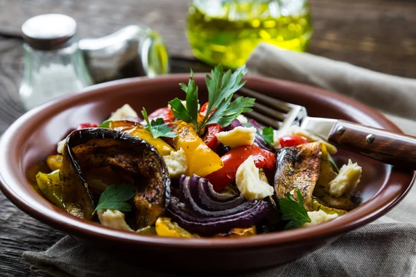 Salad of roasted eggplant, peppers and cheese — Stock Photo, Image