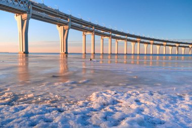 Finlandiya Körfezi 'nin kış manzarası Aralık 2020