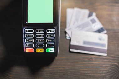Ödeme POS terminal makinesini kapat
