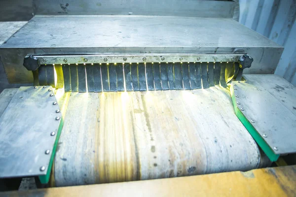Old Factory Conveyor Belt Moving — Stock Photo, Image